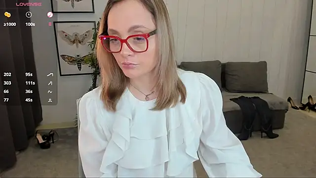 AdelaideRosabel online show from 12-06-24, 01:40