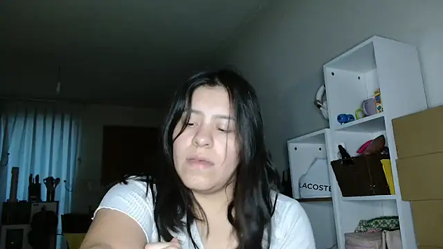 Snapshot of DirtyDi97 chatting on 09-09-25, 12:32 DirtyDi97 online show from 09-09-25, 12:32