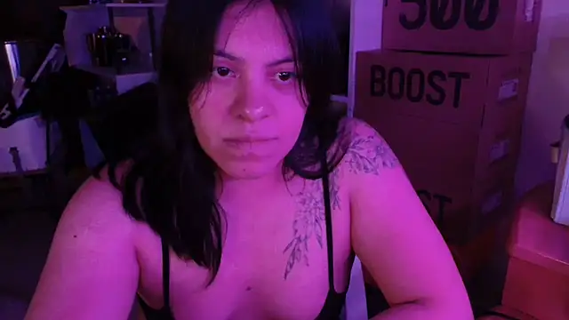 Snapshot of DirtyDi97 chatting on 09-18-25, 05:09 DirtyDi97 online show from 09-18-25, 05:09