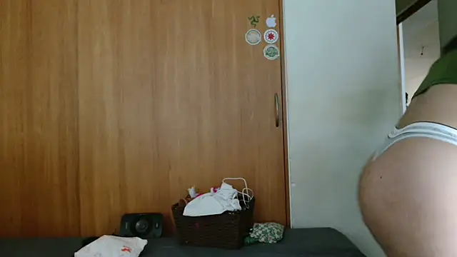 Snapshot of DirtyDi97 chatting on 09-22-25, 03:03 DirtyDi97 online show from 09-22-25, 03:03