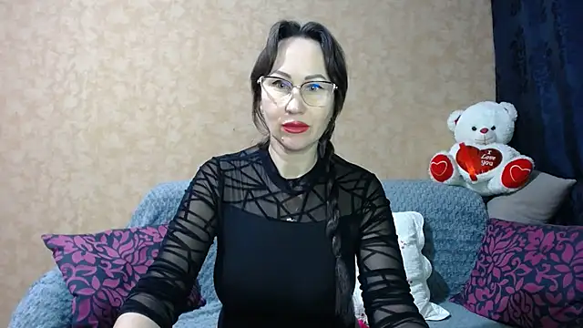 Snapshot of MilfBrunet chatting on 02-27-25, 03:15 MilfBrunet online show from 02-27-25, 03:15