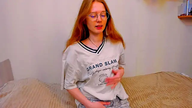 Fire Luna online show from 12-01-25, 04:28