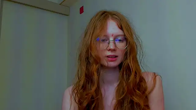 Fire Luna online show from 03-04-26, 07:36