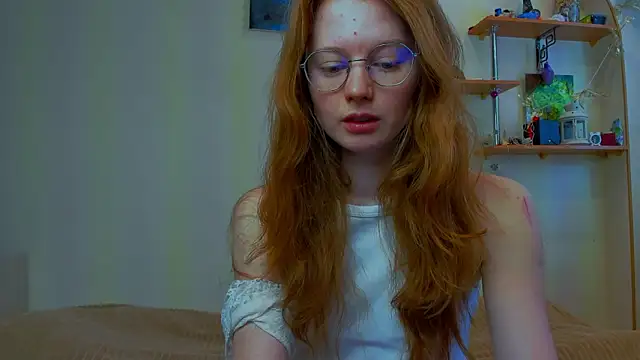 Fire Luna online show from 03-09-26, 05:44