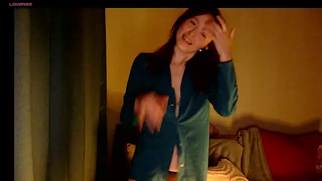 LilyXSky online show from 11-07-25, 02:39