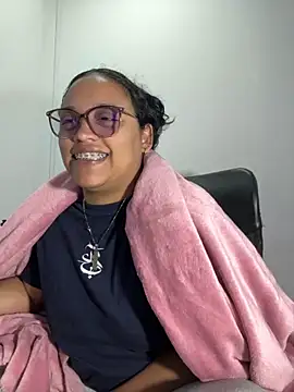 angela angels  online show from 11-10-25, 02:43