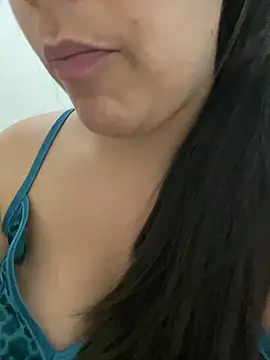 Snapshot of cheke42000 chatting on 03-23-25, 01:31 cheke42000 online show from 03-23-25, 01:31