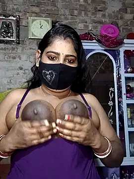 Snapshot of Sagarika-24 chatting on 01-18-26, 07:28 Sagarika-24 online show from 01-18-26, 07:28