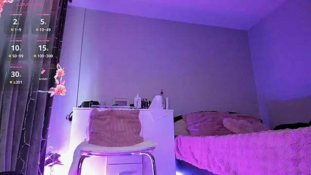 kyliejo18 online show from 04-11-26, 04:06