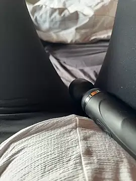 Ana-05 online show from 03-21-25, 01:12