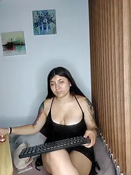 carolayrosse online show from 11-02-25, 04:37