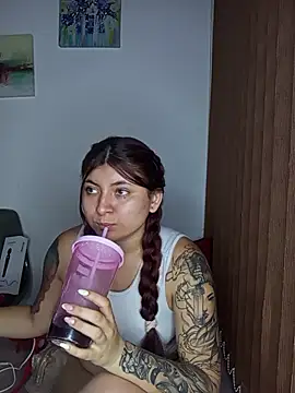 carolayrosse online show from 11-13-25, 03:38