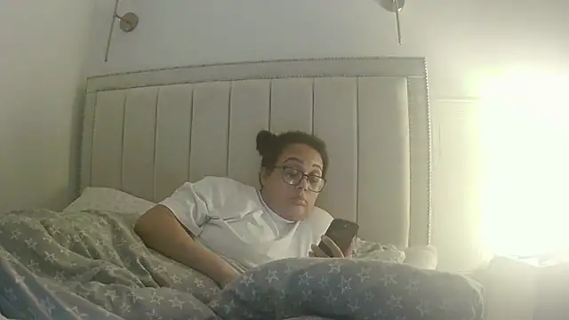 vanilla chocolate23 online show from 04-08-26, 08:20