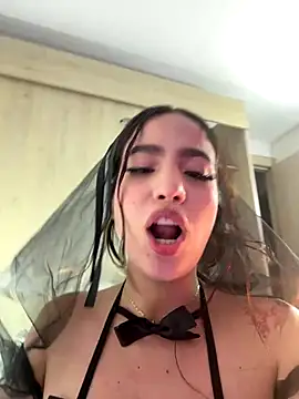 IamSteph13 online show from 12-01-25, 03:11