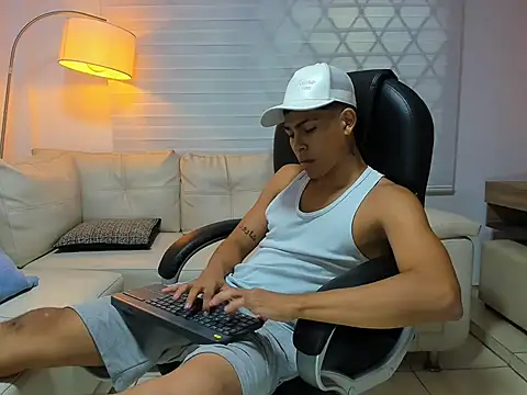 marcus wills19 online show from 10-16-25, 02:12