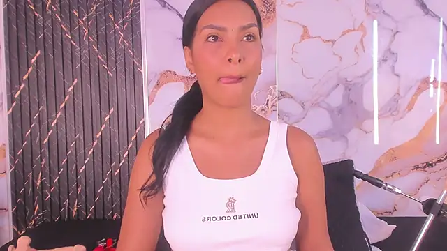 Alyson-a online show from 06-11-26, 12:47