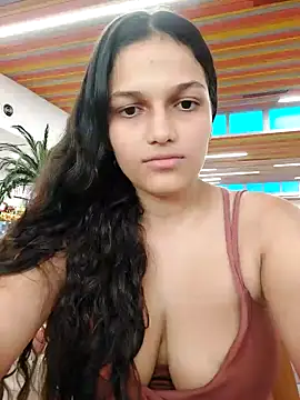 Snapshot of girl_milk1 chatting on 02-01-25, 10:02 girl milk1 online show from 02-01-25, 10:02