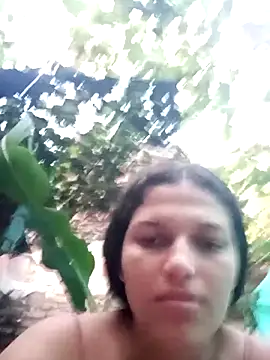 Snapshot of girl_milk1 chatting on 03-22-25, 01:30 girl milk1 online show from 03-22-25, 01:30