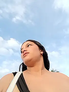 Snapshot of girl_milk1 chatting on 11-03-25, 09:38 girl milk1 online show from 11-03-25, 09:38