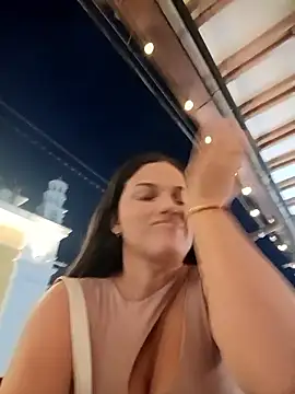 Snapshot of girl_milk1 chatting on 11-14-25, 11:02 girl milk1 online show from 11-14-25, 11:02