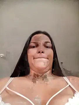 Snapshot of girl_milk1 chatting on 11-27-25, 06:43 girl milk1 online show from 11-27-25, 06:43