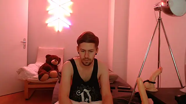 jonny-bisexual online show from 12-15-24, 12:18