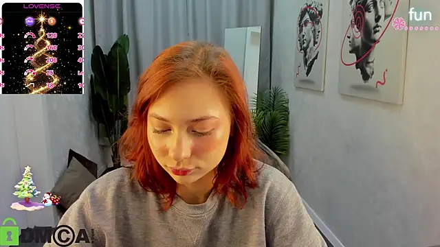 Snapshot of Miss_you_kiss chatting on 12-23-25, 01:03 Miss you kiss online show from 12-23-25, 01:03