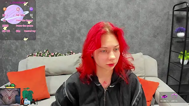 Miss you kiss online show from 04-25-26, 12:57