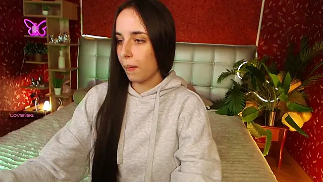 Snapshot of AuroraAksnesss chatting on 02-10-25, 04:36 AuroraAksnesss online show from 02-10-25, 04:36