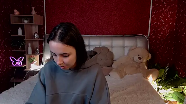 Snapshot of AuroraAksnesss chatting on 09-30-25, 04:12 AuroraAksnesss online show from 09-30-25, 04:12