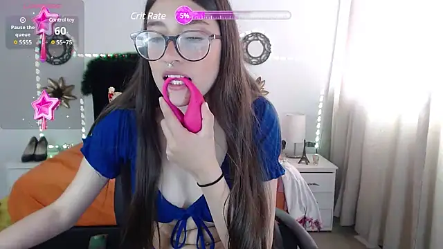 Snapshot of zoe_sweet5 chatting on 12-21-24, 04:46 zoe sweet5 online show from 12-21-24, 04:46