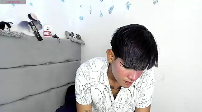 andrew uwu  online show from 01-13-25, 10:35