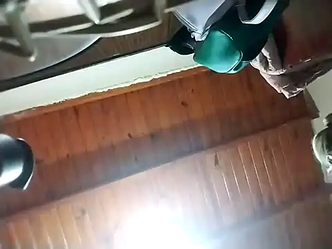 Snapshot of Tadeo1467 chatting on 10-10-25, 06:23 Tadeo1467 online show from 10-10-25, 06:23