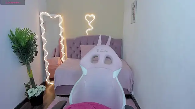 kendra tay online show from 01-10-25, 03:07