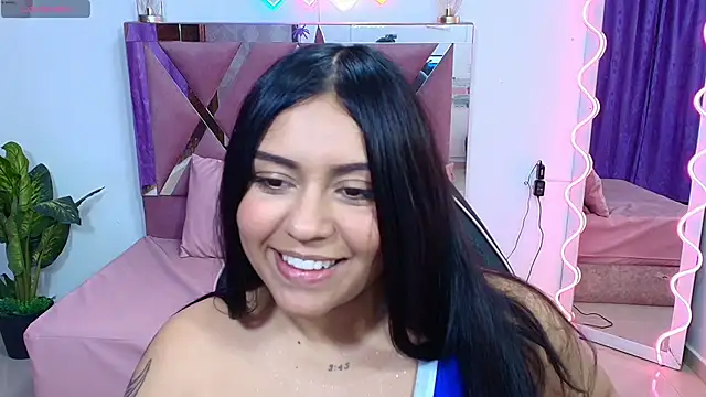 kendra tay online show from 10-18-25, 03:53