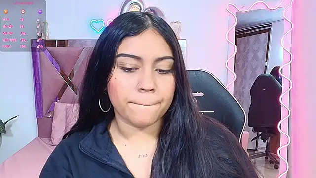 kendra tay online show from 10-19-25, 03:29