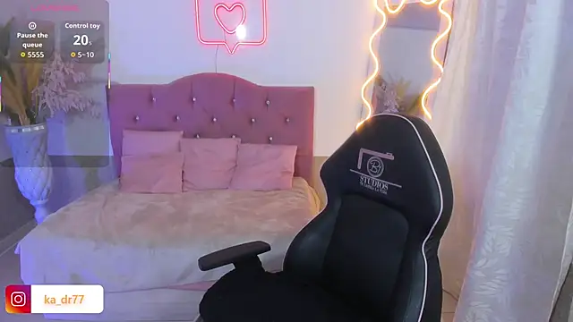 kendra tay online show from 02-21-26, 03:51