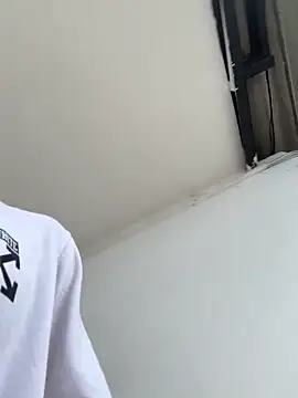 Snapshot of Daddyrich_632 chatting on 03-26-26, 01:49 Daddyrich 632 online show from 03-26-26, 01:49