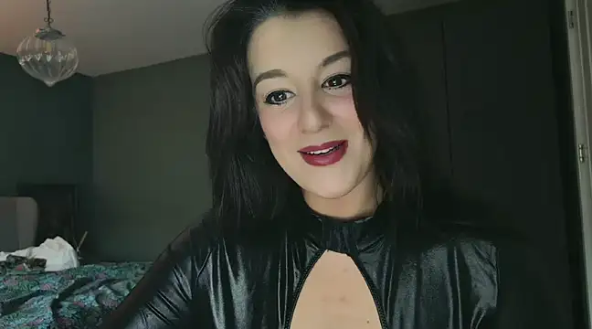 Snapshot of flatwhite0 chatting on 12-18-24, 09:25 flatwhite0 online show from 12-18-24, 09:25