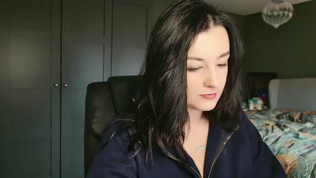 flatwhite0 online show from 01-08-26, 09:55