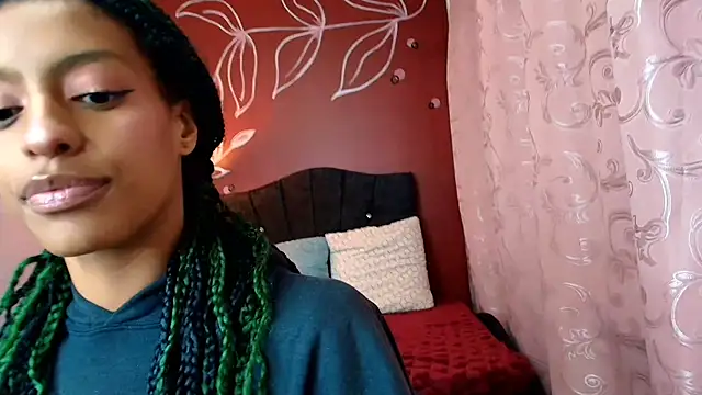 Zia Green online show from 12-28-24, 07:33