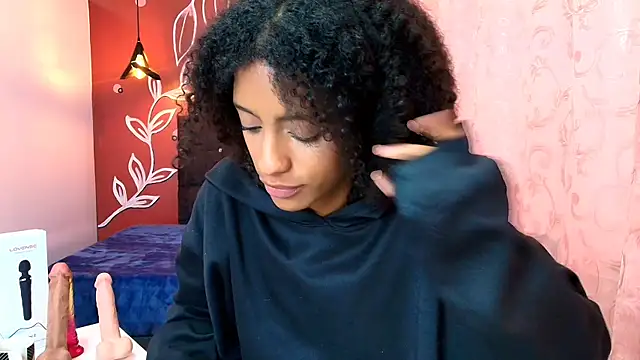 Zia Green online show from 01-22-25, 03:29