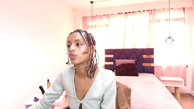 Zia Green online show from 02-04-25, 12:11