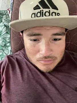 Snapshot of gallisky75 chatting on 04-02-26, 09:12 gallisky75 online show from 04-02-26, 09:12