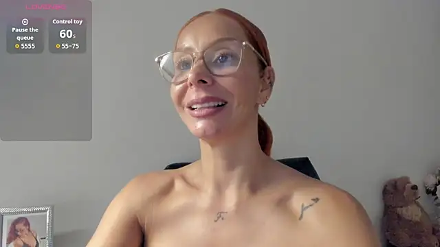 AvaCollinss online show from 11-04-25, 07:35