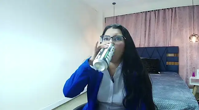 Asly Morgan online show from 02-14-25, 03:33