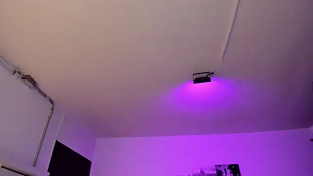 Amy Kiitty  online show from 03-31-26, 01:11