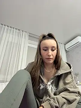 viviandaimond1 online show from 02-10-26, 07:51