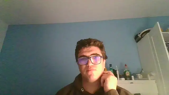 Snapshot of sorolla12 chatting on 12-17-25, 06:03 sorolla12 online show from 12-17-25, 06:03