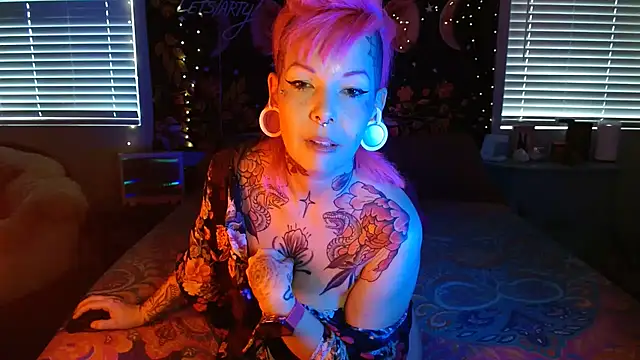 GoldieBakeman online show from 02-20-25, 08:47